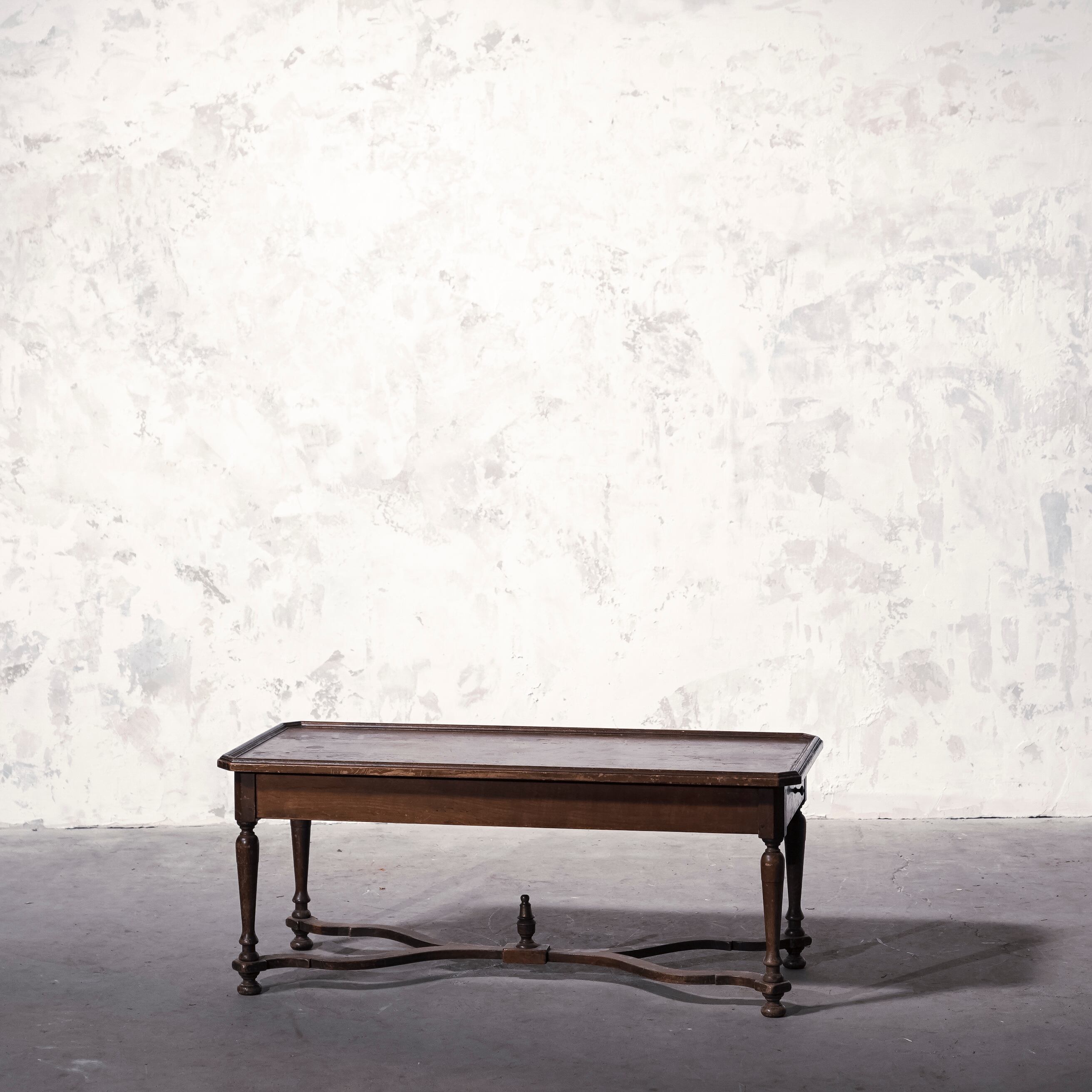 テーブル/ローテーブル/アンティーク/空間装飾/ディスプレイ/店舗什器/商品陳列/サイドテーブル