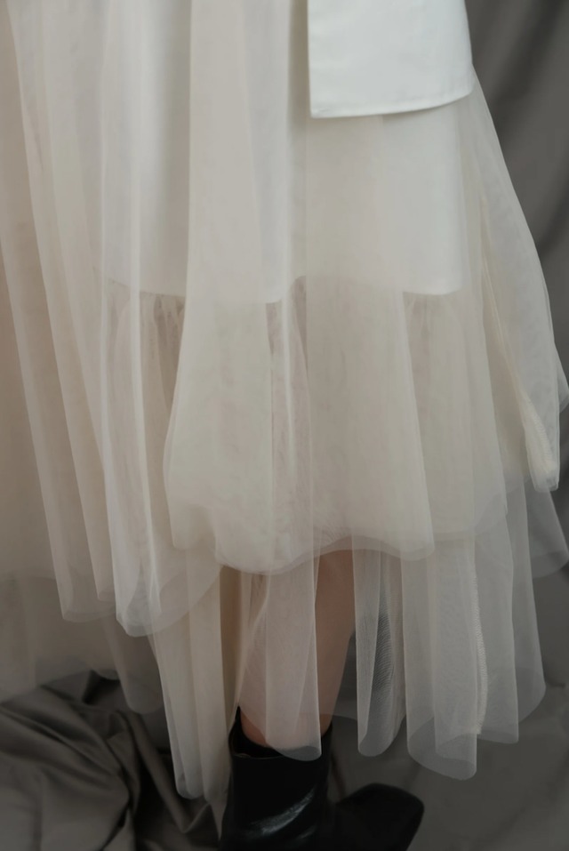 Asymmetry tulle skirt / ホワイト / Sサイズ