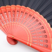 フラメンコ アバニコ 扇子 小物 小道具 黒 赤 花柄 32cm Abanico Espaol レース アクセサリー ブラック系 レッド系 練習 舞台 イベント フラメンコ扇子 おしゃれ 小道具 お祭り カジュアル パーティー