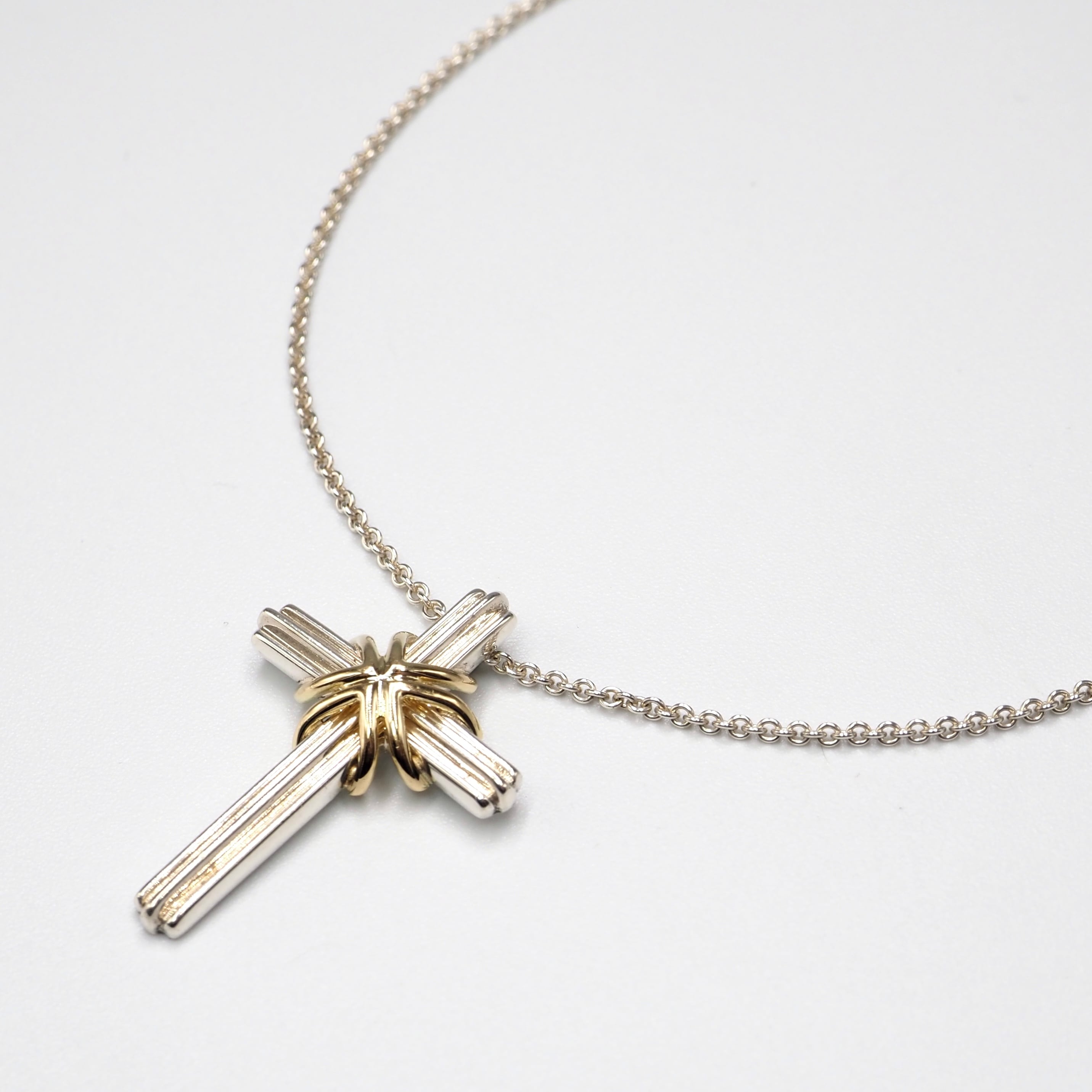 Tiffany&Co. シグネチャー クロス ネックレス シルバー925 K18 ティファニー