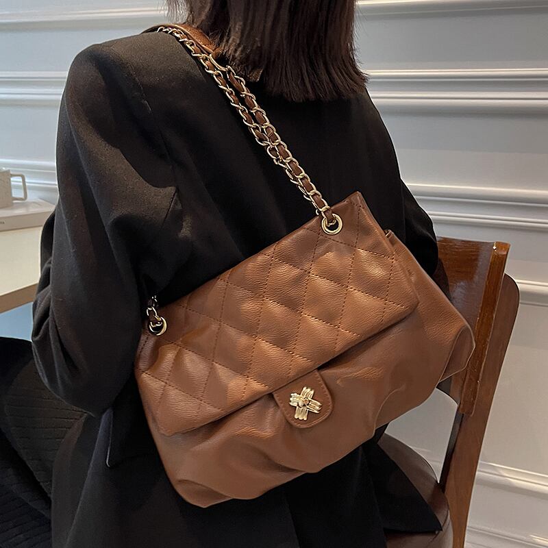 レザーチェーン オータムウィンター 秋物 冬物 トートバッグ ハンドバッグ メッセンジャーバッグ Tiancai_Wing_Bag90311162302