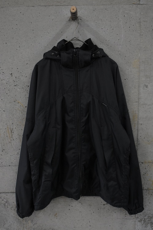 Round-cut panel jumper