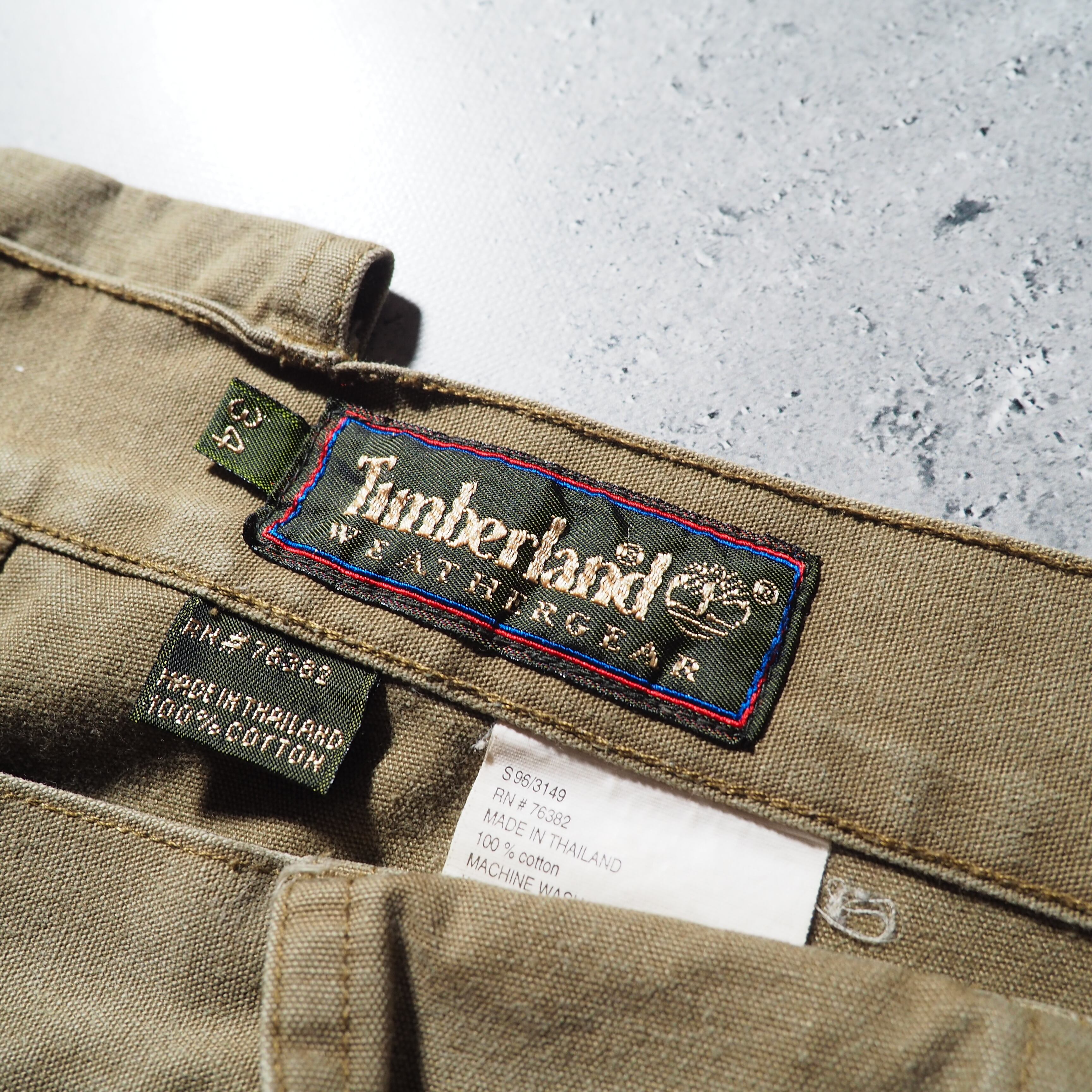 1990s ” Timberland ” Big Pockets wide silhouette vintage short pants