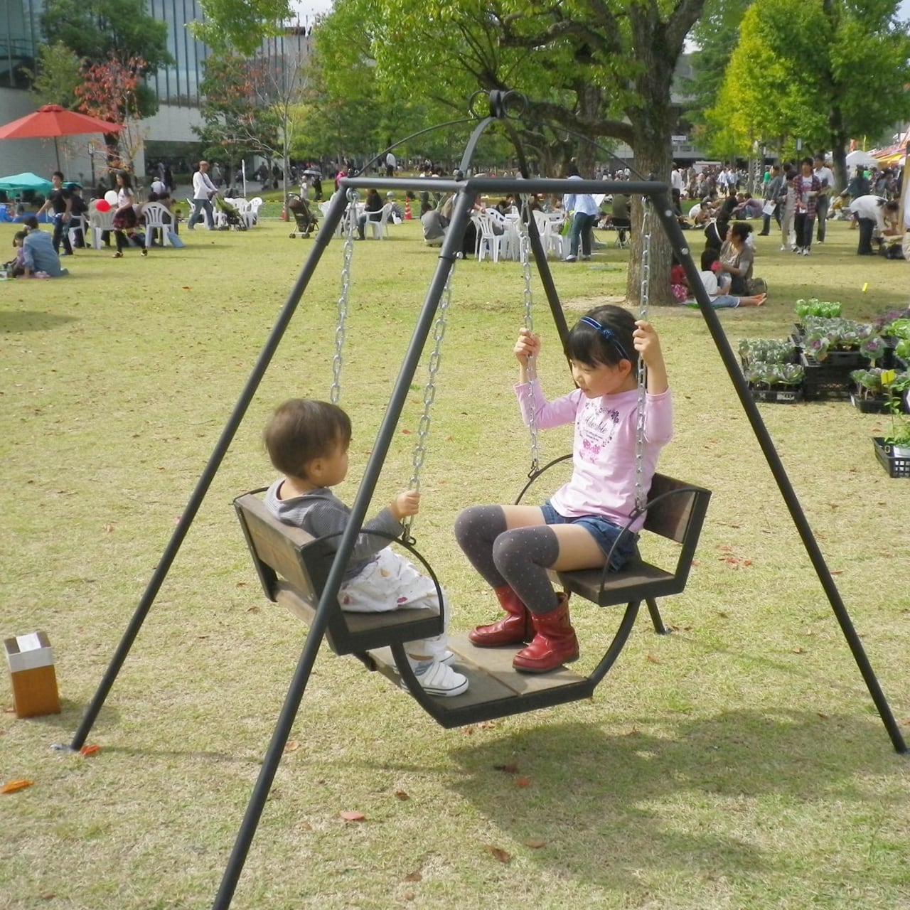 復刻！昭和の懐かしいゆりかご型ブランコ】 家庭用ブランコ ゆりかご