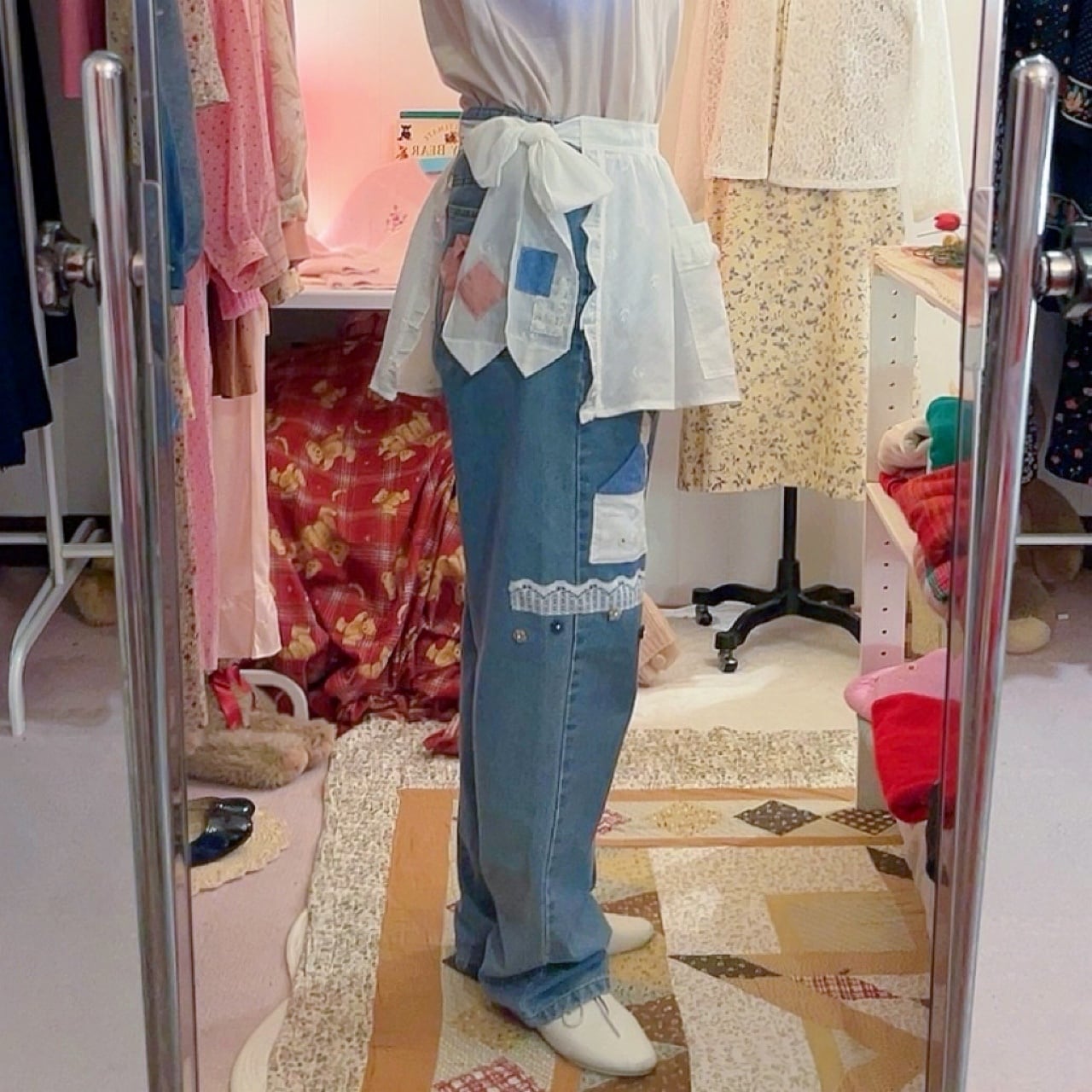 remake ✂︎ dwarf's house apron denim pants