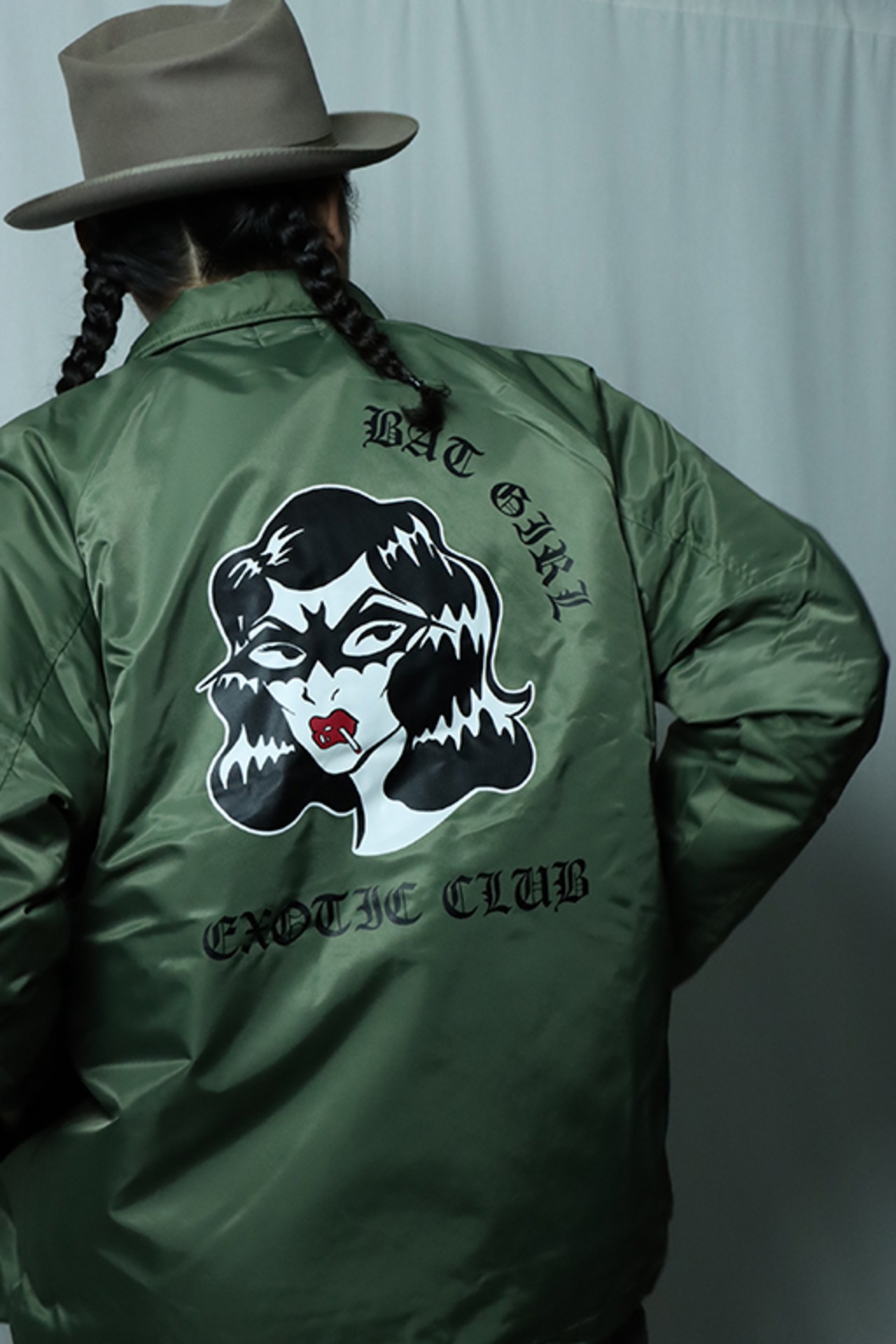 SLINK(スリンク) "BAT GIRL EXOTIC CLUB Boa Coach Jacket"(KHA)