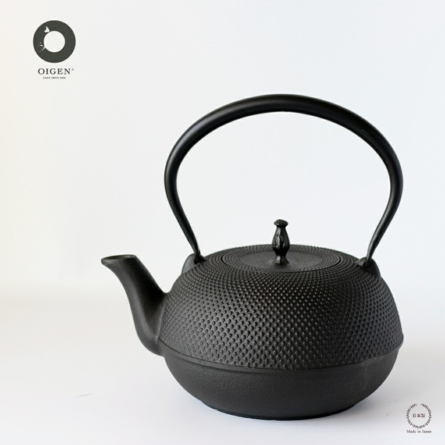 OIGEN ( 及源鋳造 ) 鉄瓶 観月アラレ1.85L【 送料無料 南部鉄器 やかん 直火 IH 鉄分 大きめ 白湯 日本製 】