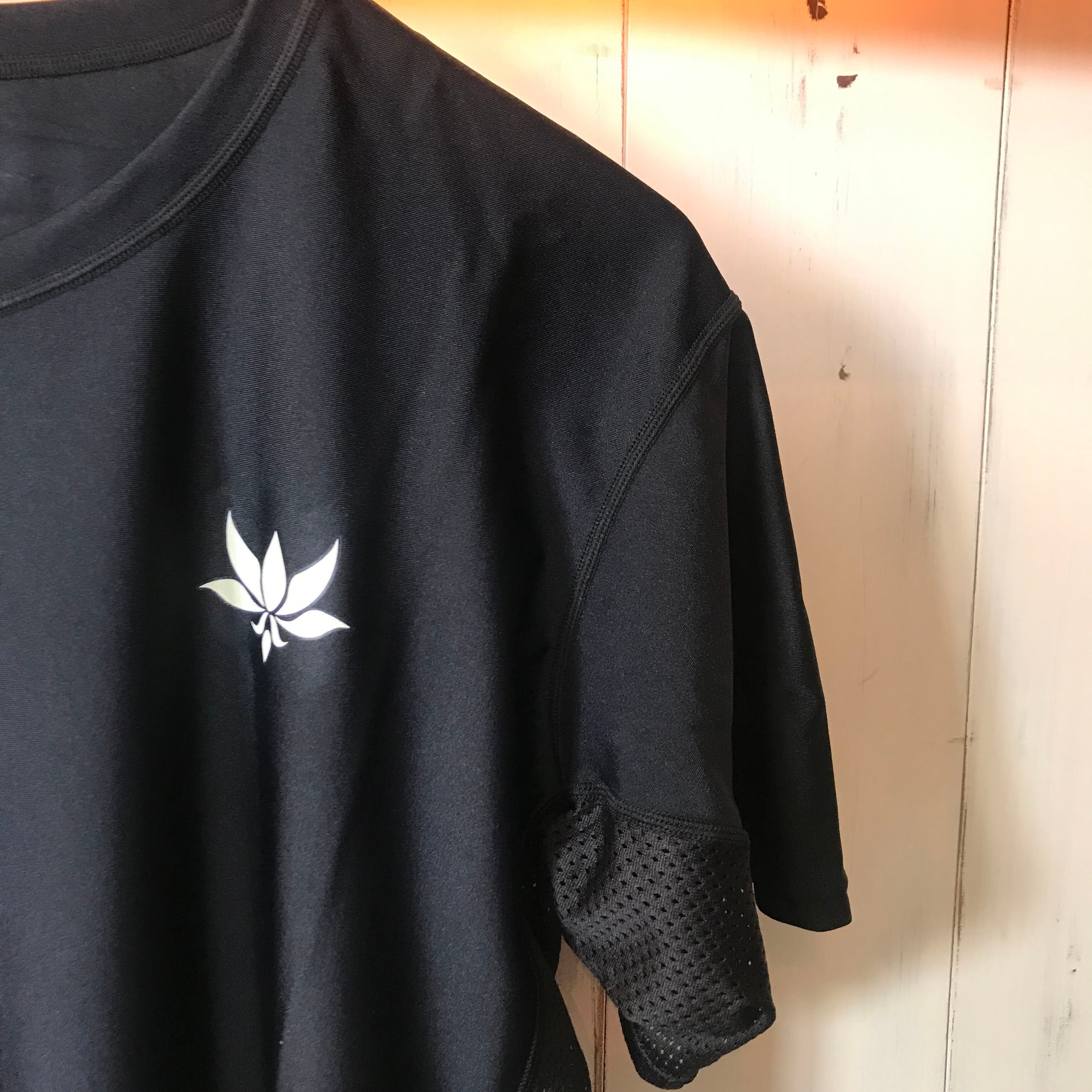 AXXE CLASSIC WETSUITS】アックスクラッシック ラッシュガードTシャツ