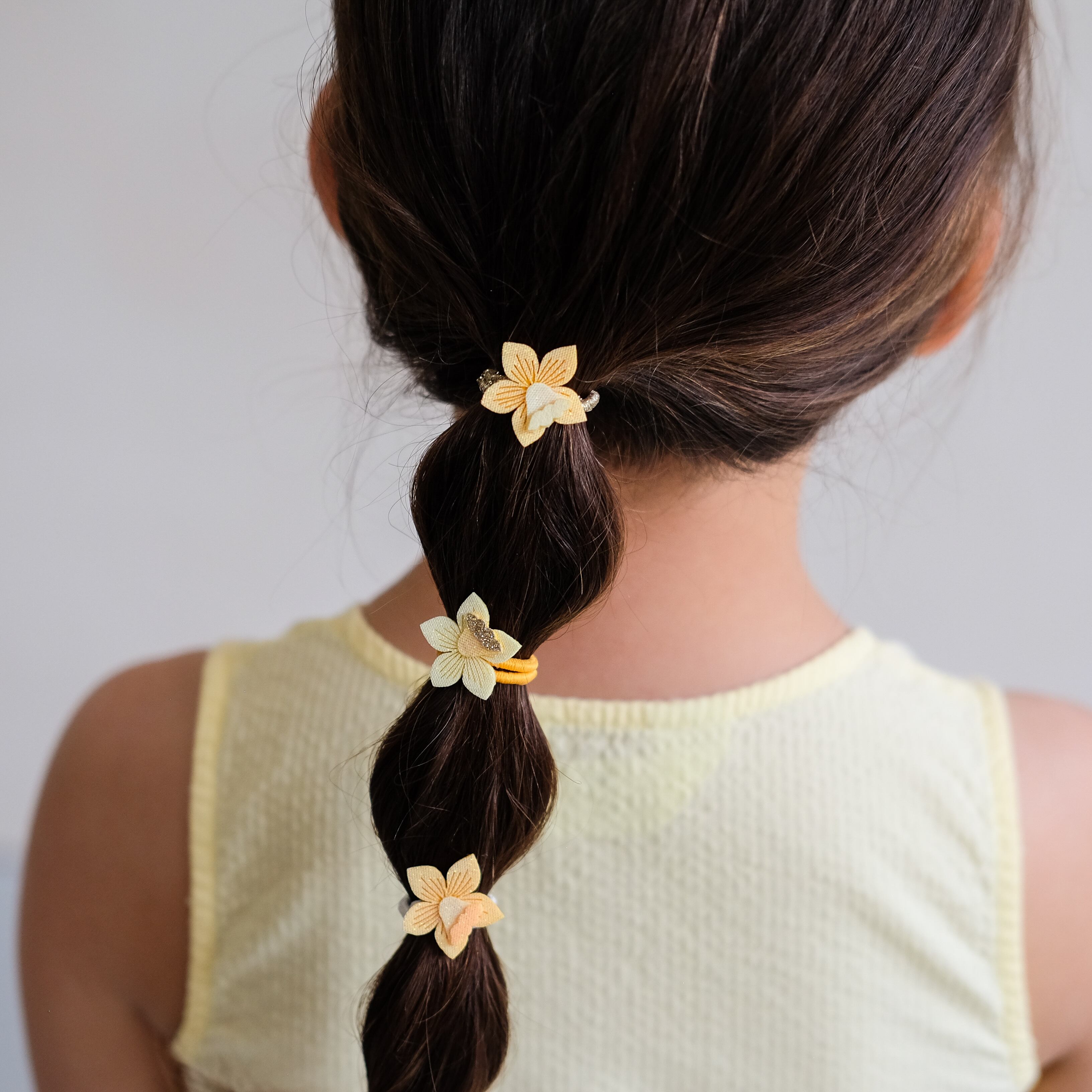 DAFFODIL MINI PONIES_182023 55