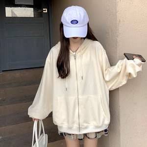 ５色展開、合わせしやすいパーカー　A01153