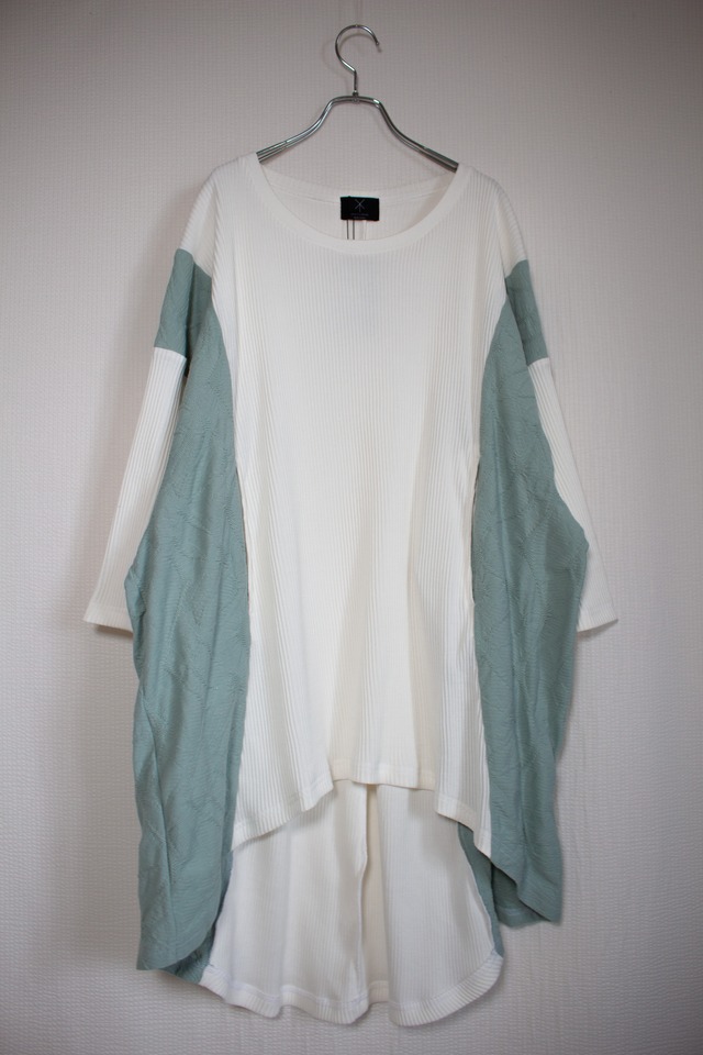 Slit-T-shirts long (white/mint green)