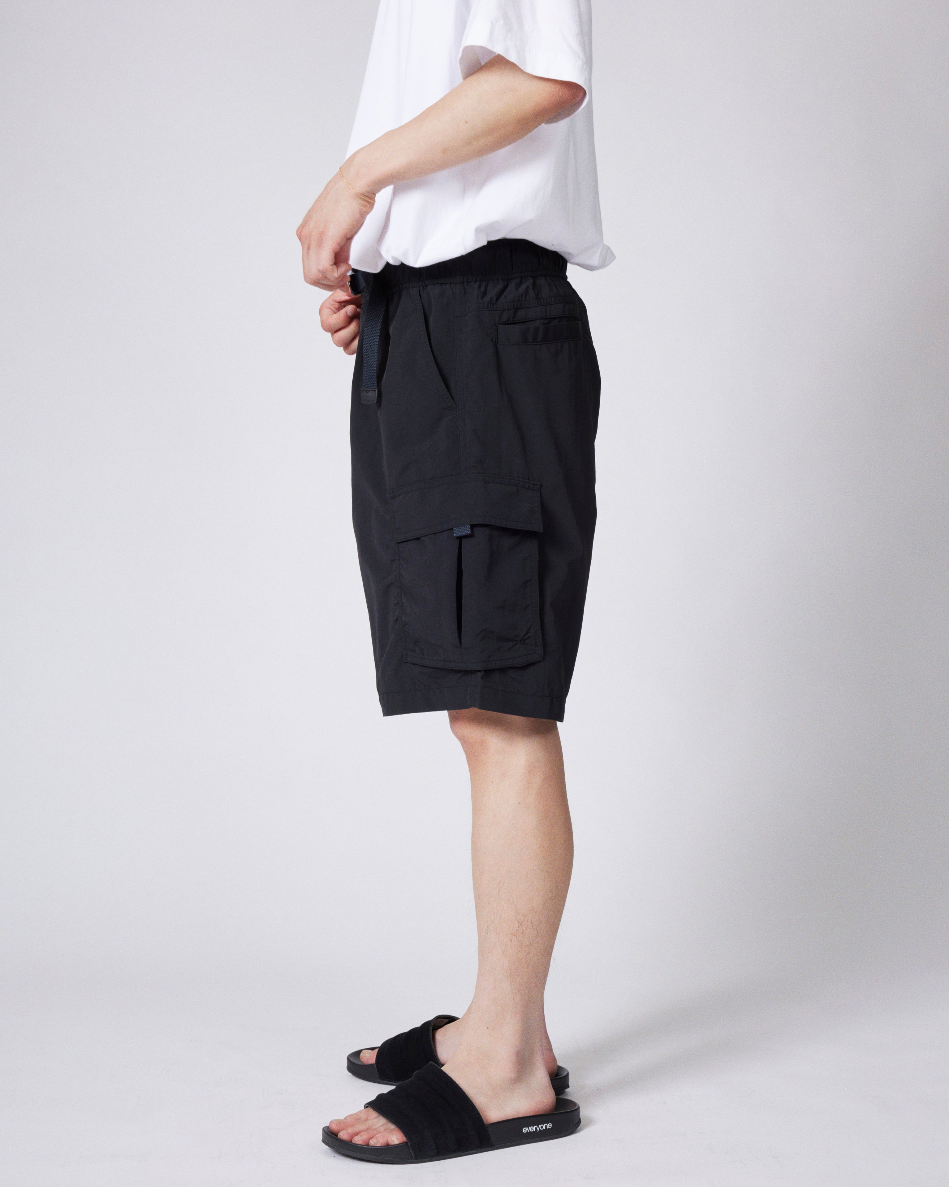 everyone nylon utility cargo shorts (BLACK) | everyone