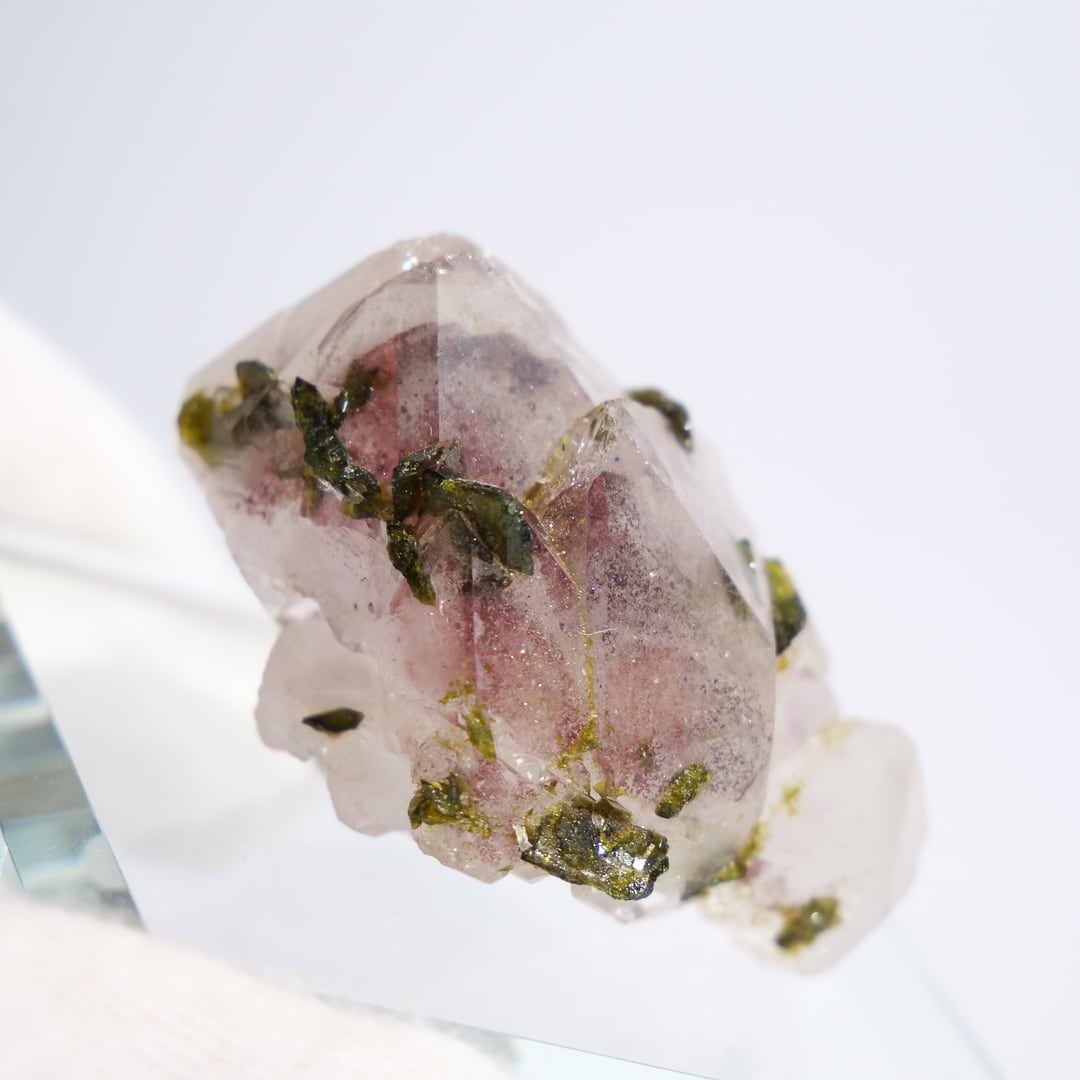 エピドート クォーツ / 原石 標本【mini】 | ariife.公式オンライン