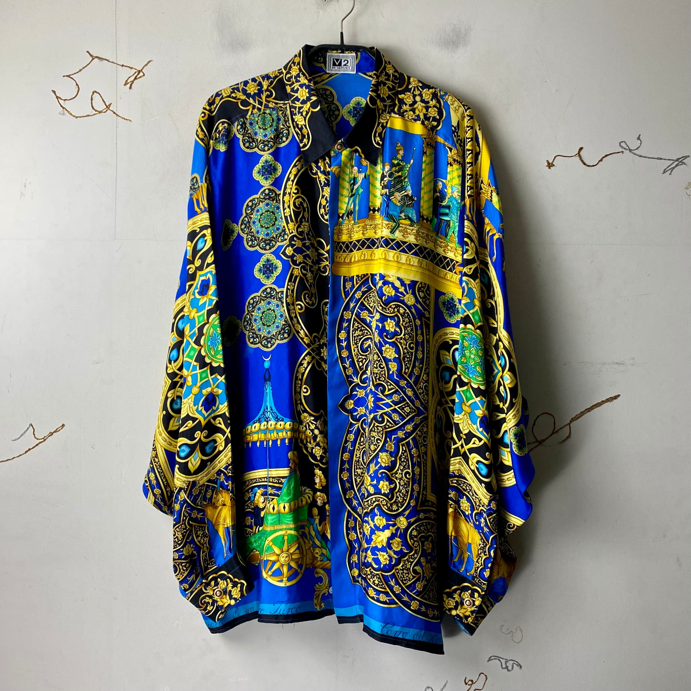 vintage V2 BY VERSACE scarf pattern silk shirt | NOIR ONLINE