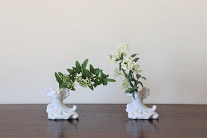 Portugal  装飾された白い花器