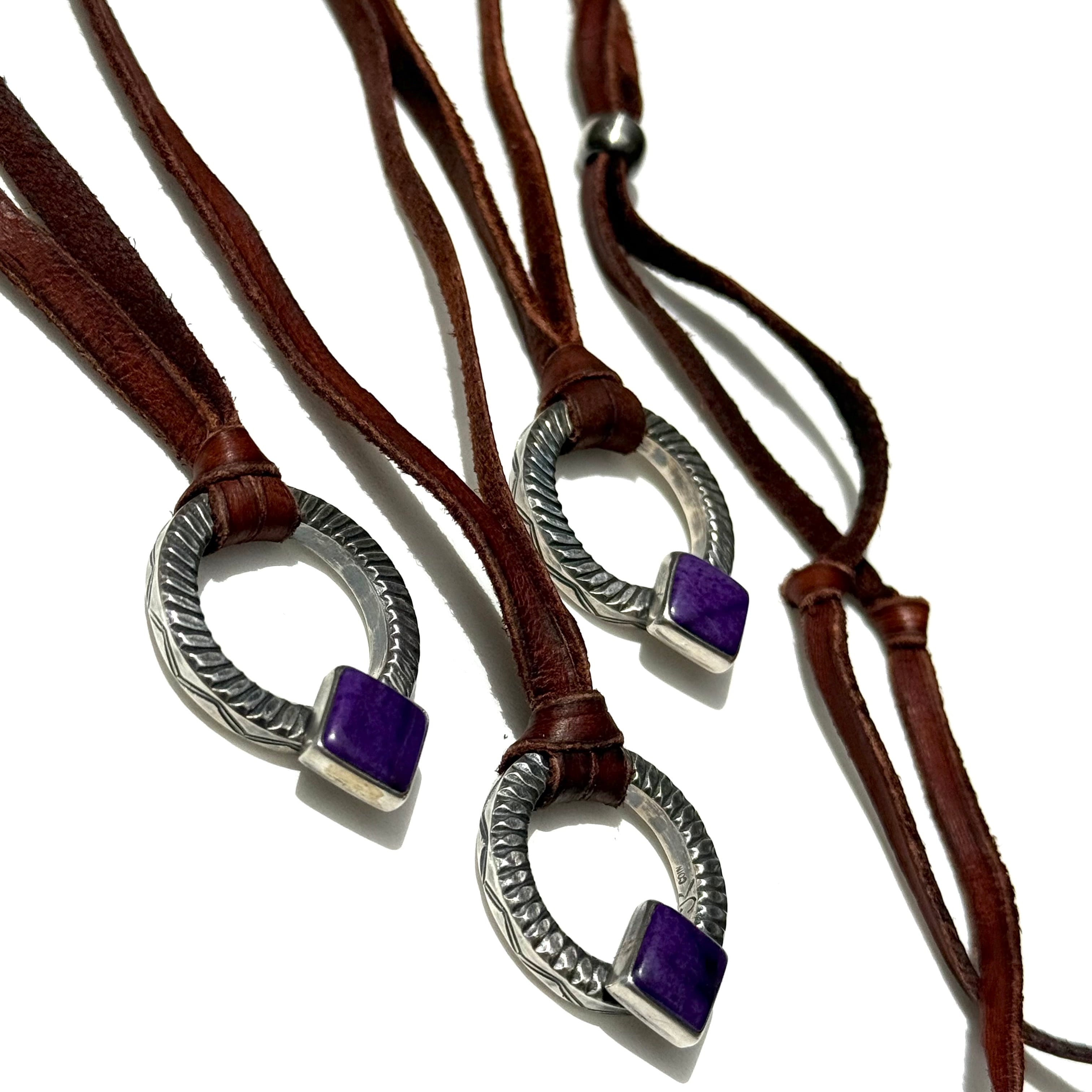 Jesse Robbins” Coin Silver Traveler Pendant インディアンジュエリー