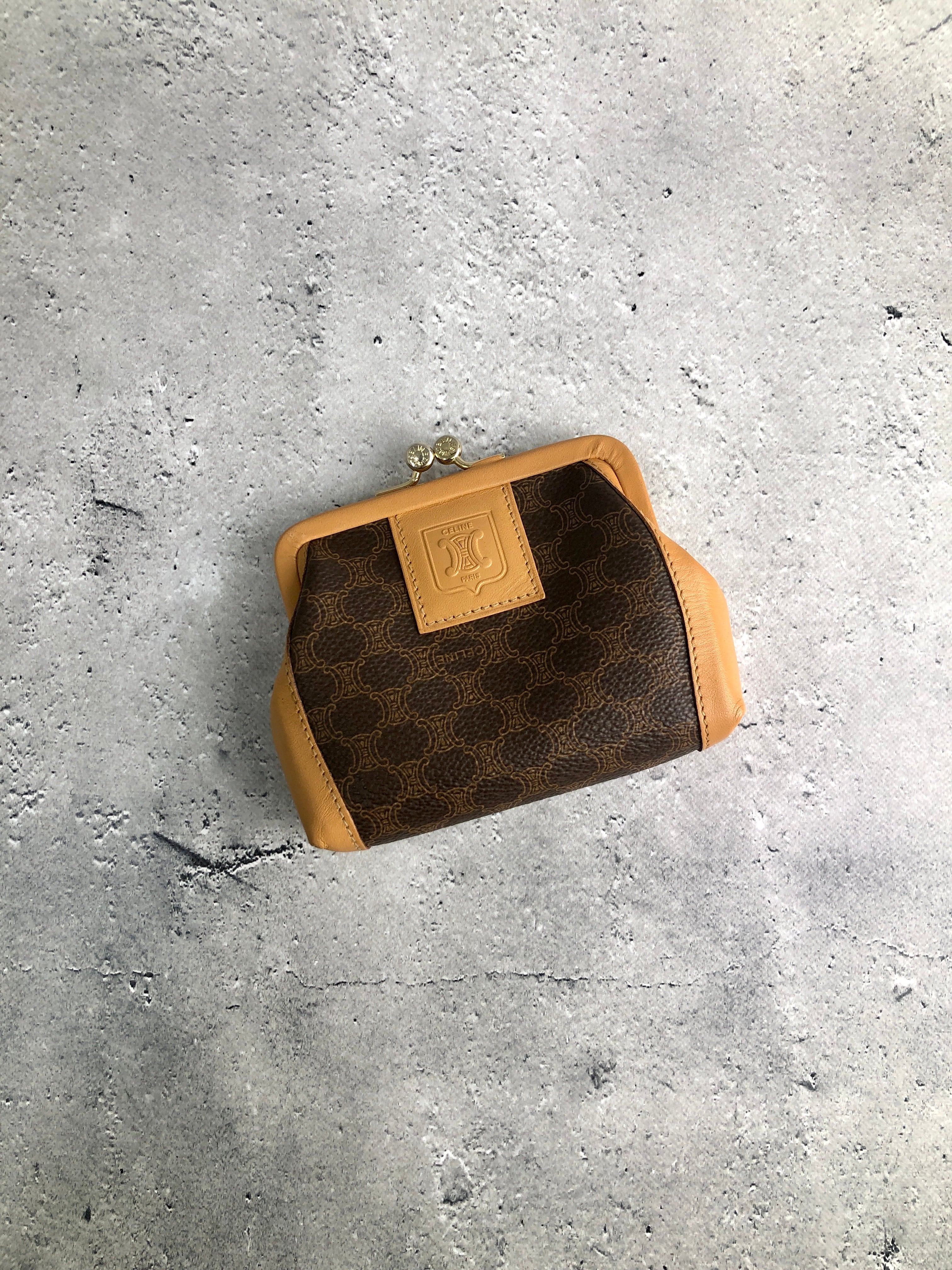 日本直送 名牌中古包 】CELINE セリーヌ マカダム 財布 ブラウン