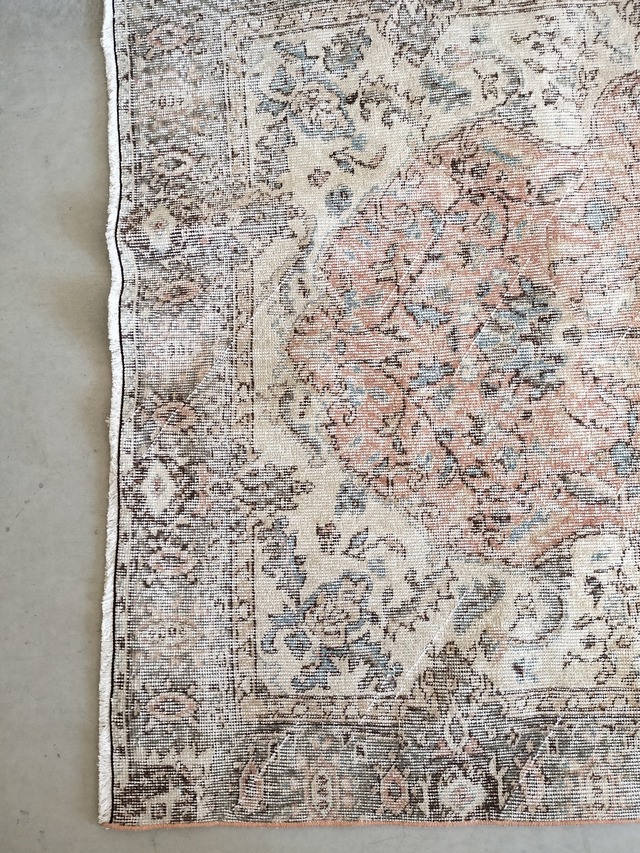 Turkish rug No.753