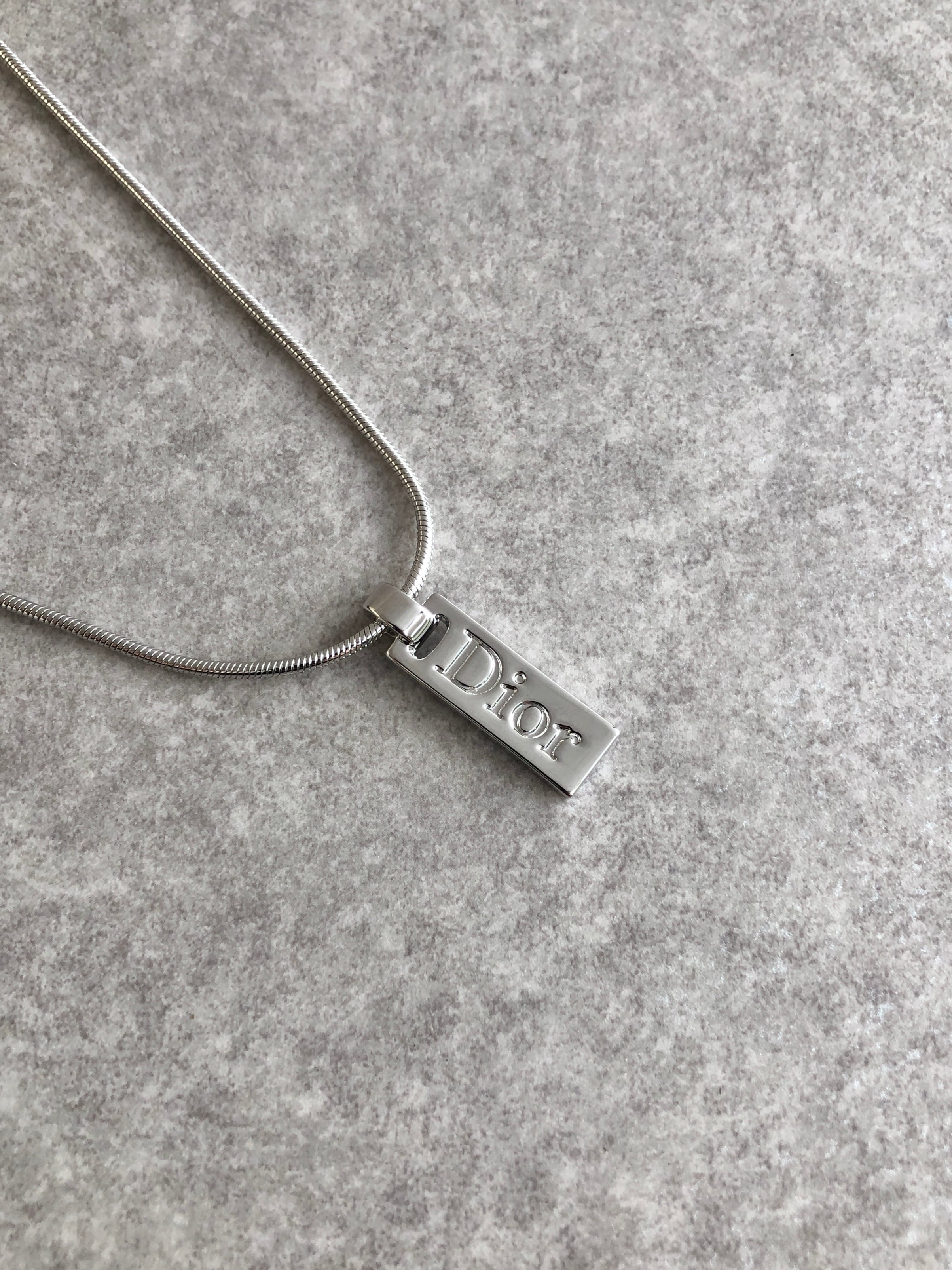 Christian Dior クリスチャン ディオール ネックレス シルバー DIOR