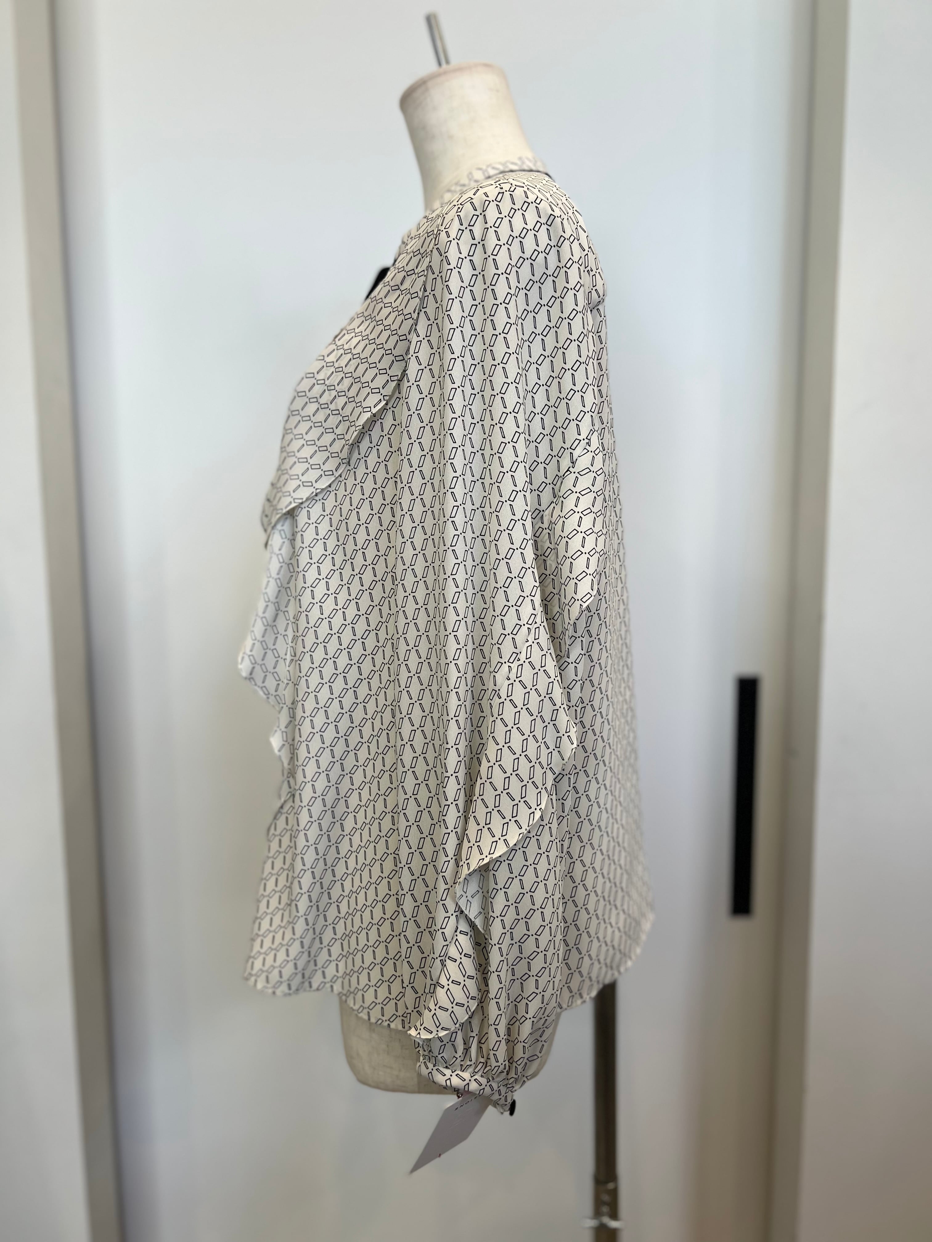 【PASSIONE】コードフリルブラウス