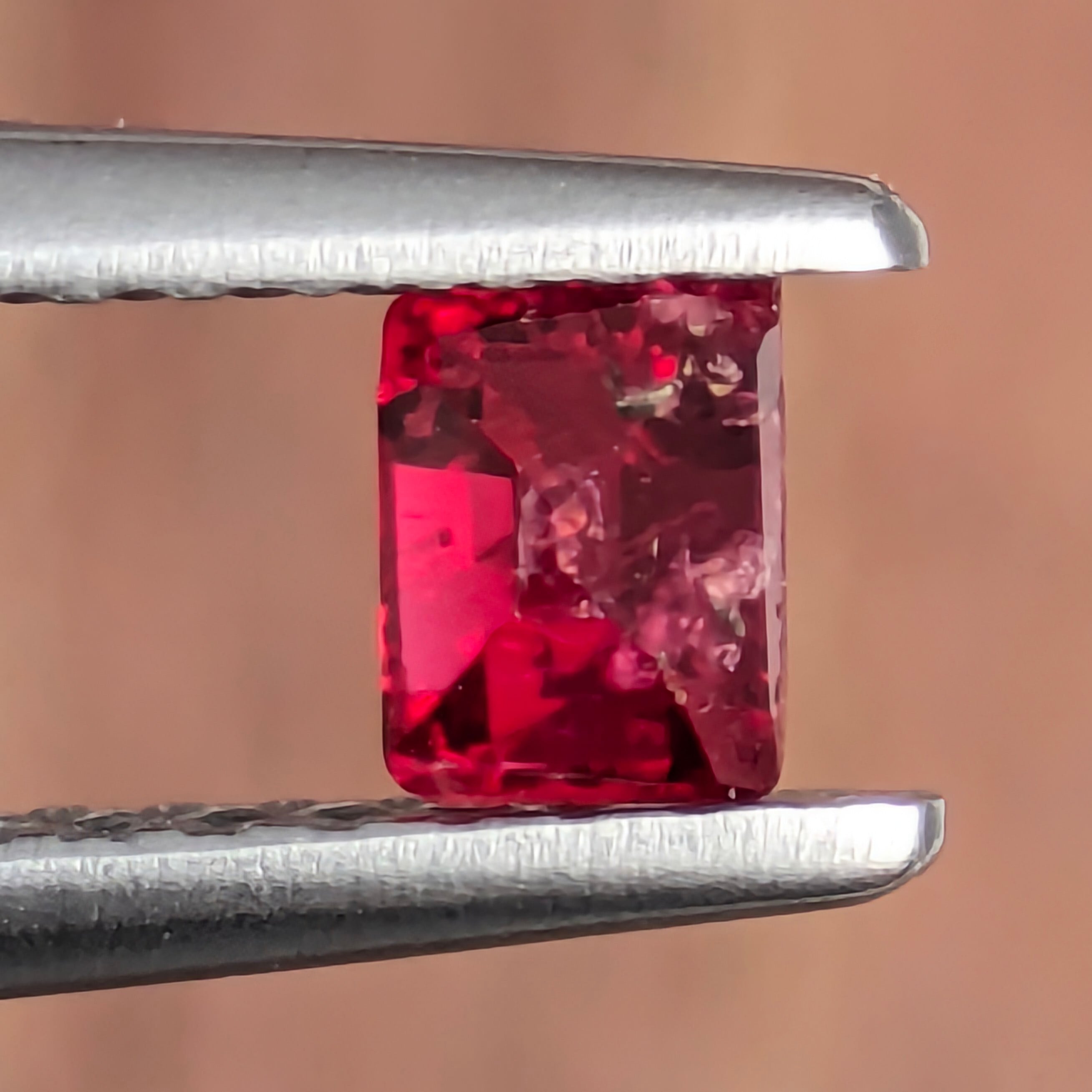 レッドスピネル ミャンマー・モゴック産【0.32ct】PRO208103 | Gem's