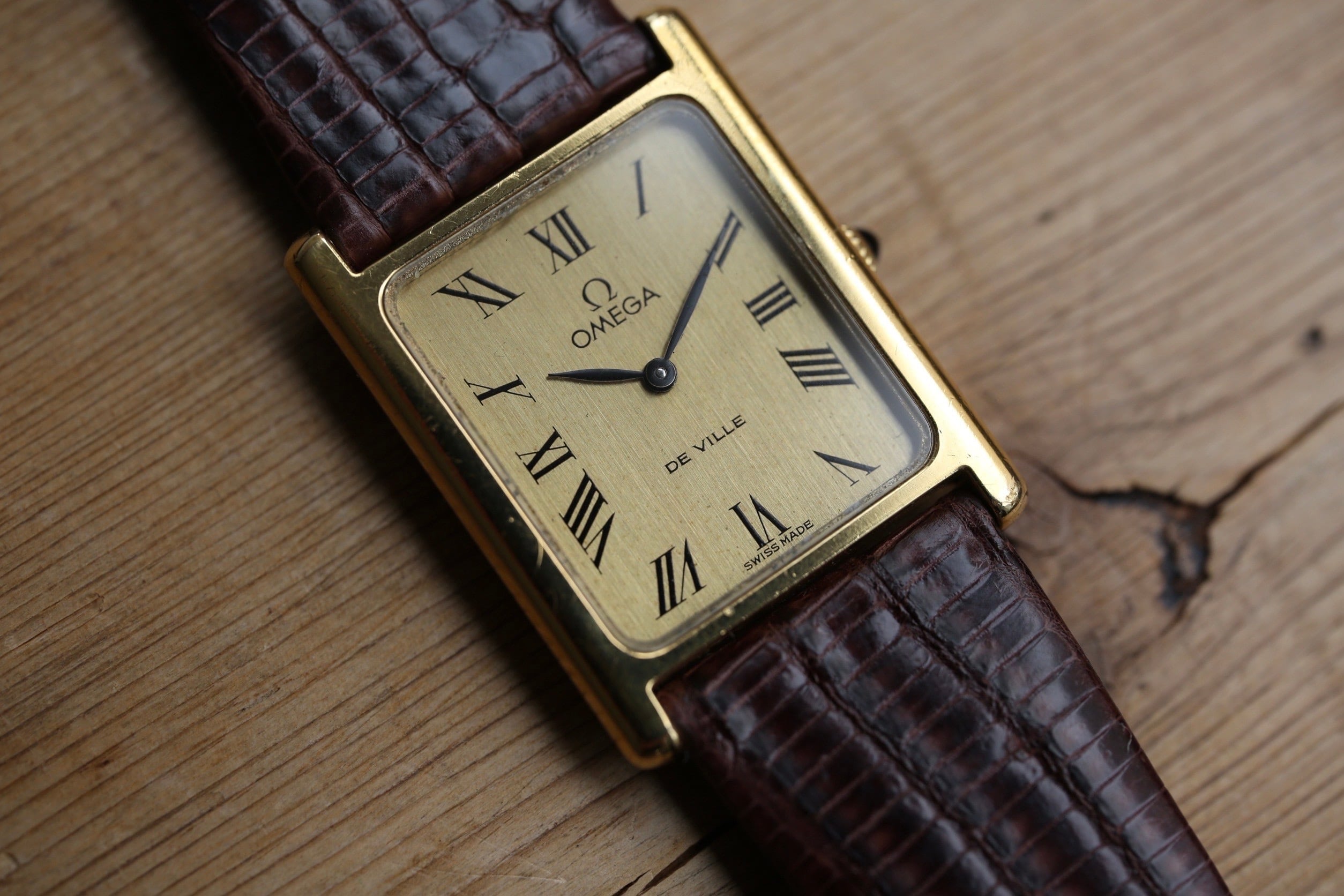 OMEGA】1975年製 デヴィル H型レクタンギュラー ローマンインデックス
