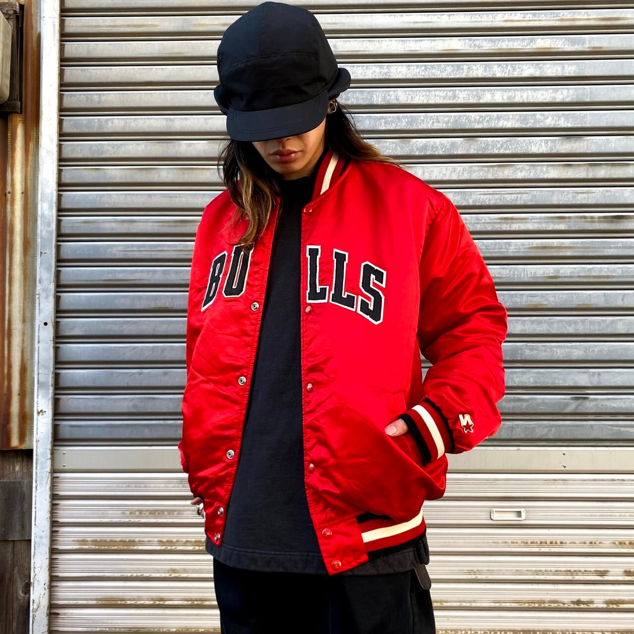 シカゴ・ブルズ スタジャン 赤 