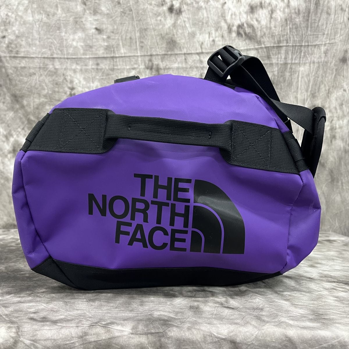 supreme north face ダッフルバッグ 紫