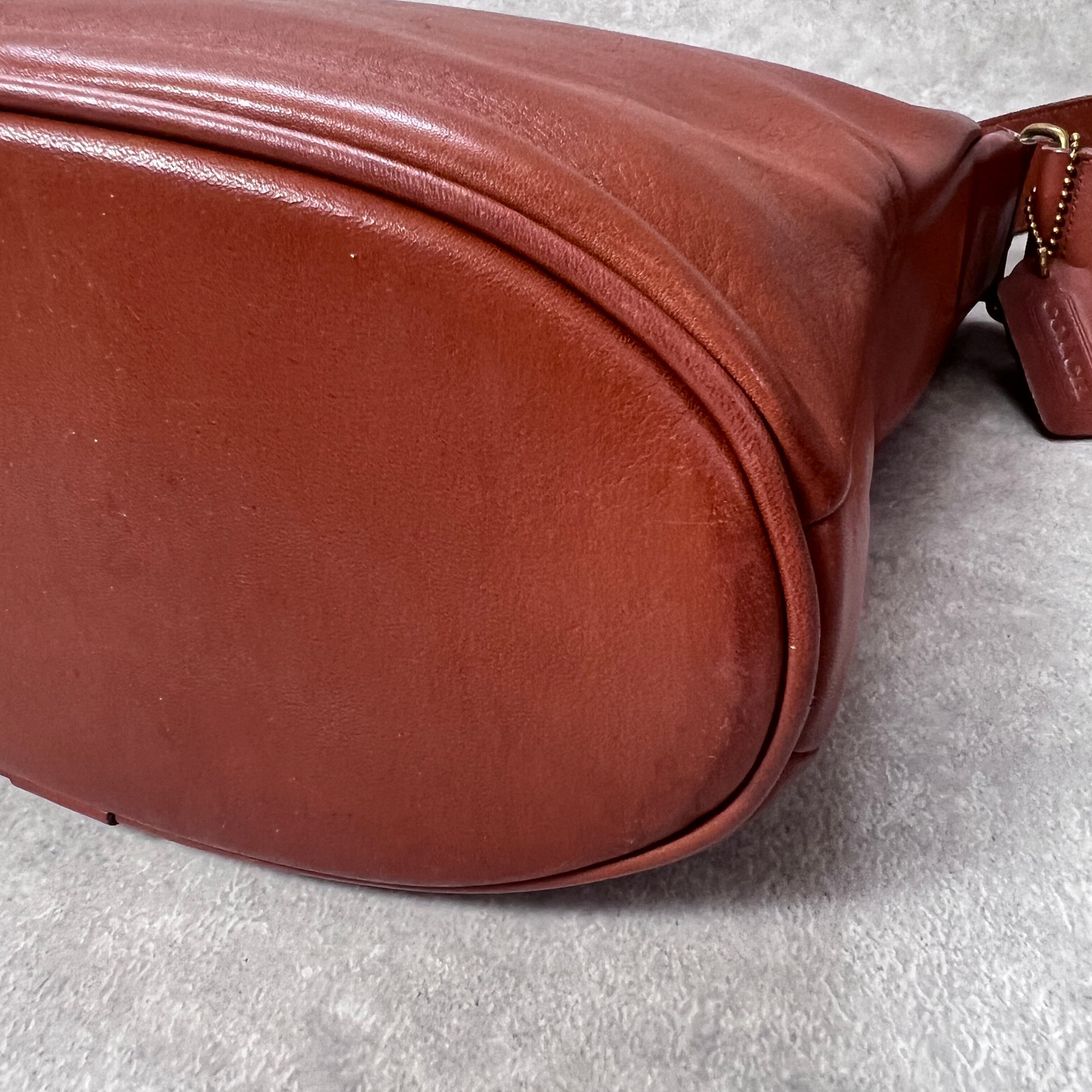 USED】COACH ショルダーバッグ《 80s USA製 オールドコーチ 4128 タン