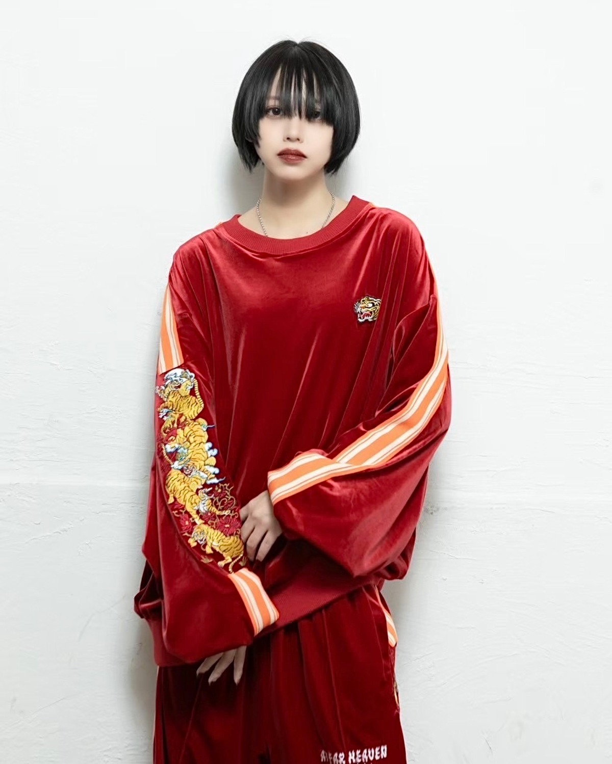 VIVIENNE TAM スウェット トレーナー ドラゴン刺繍 レッド 38 ☆必見 
