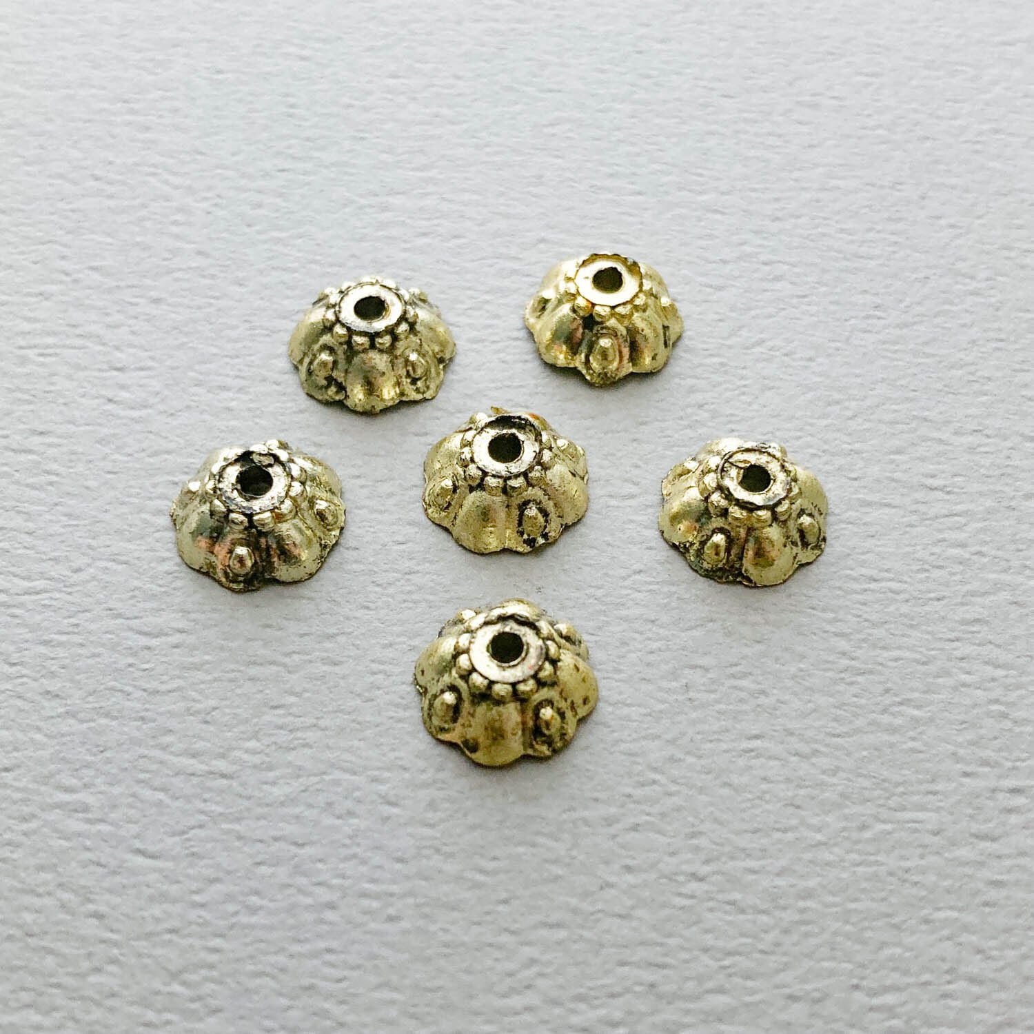 ラウンドお花ビーズキャップパック | Dua-アクセサリーパーツショップ