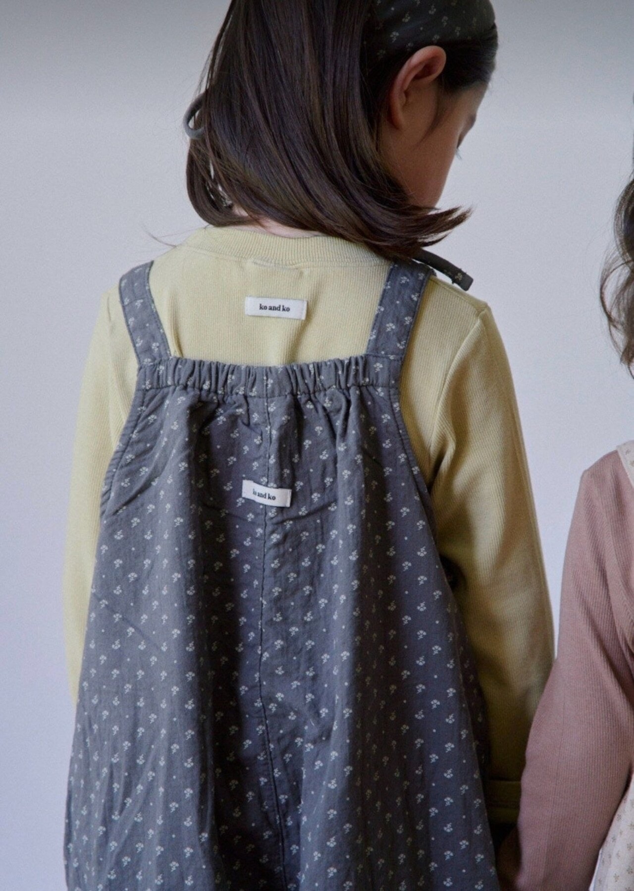 韓国子供服 / 26Autumn / 〖取寄〗ko and ko / フラワーオーバーオール / ベビー服 / キッズ服 *XXS~L*