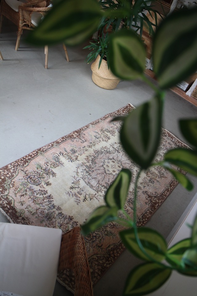 Turkish rug  No341　206×107cm