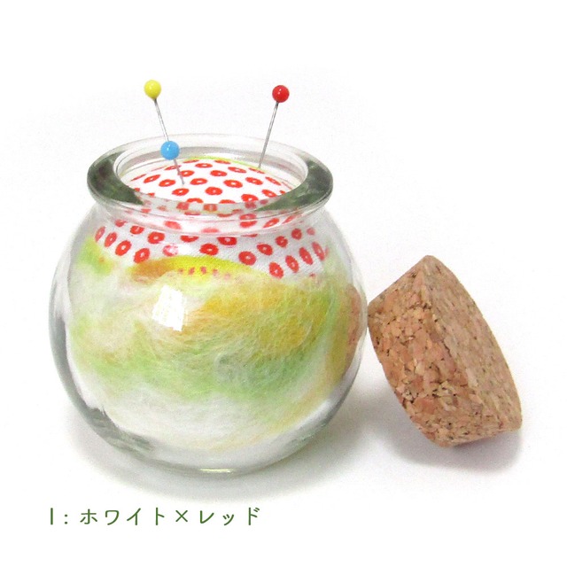 ピンクッション・mixウールの針山 コルクビン付き I : ホワイト×レッド