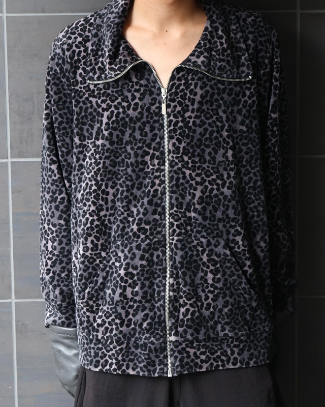 Leopard design velour zip blouson