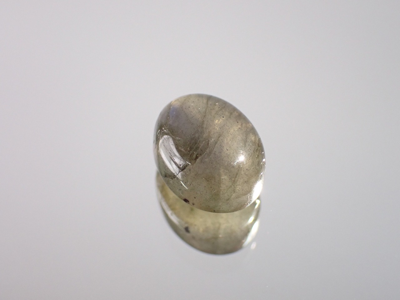 ラブラドライト　3.35ct　[C13‐808]