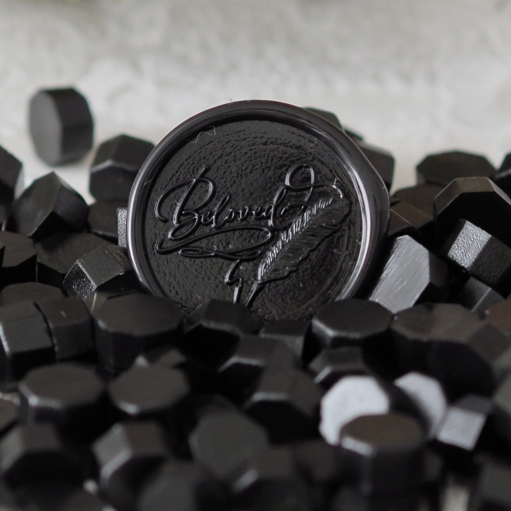 0101 -Black / SealingWax 35g