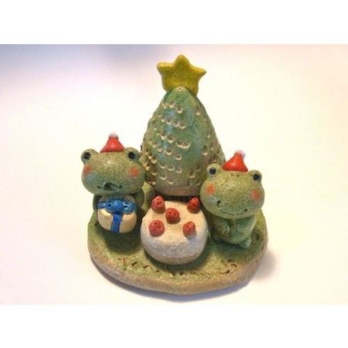 てるぼの屋　カエルのクリスマスツリーとケーキとプレゼント