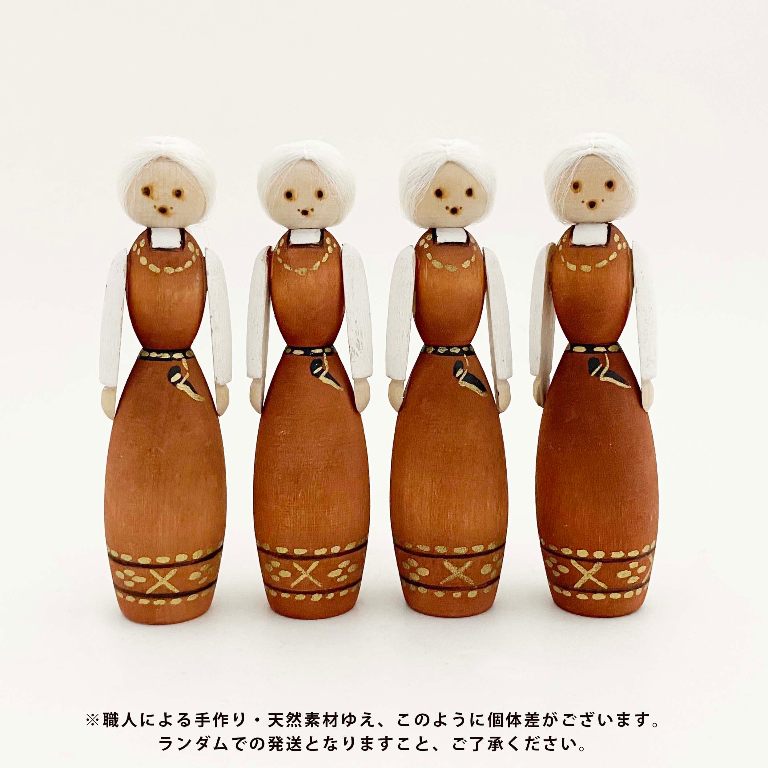 エストニア民族衣装こけし（ウッドバーニング） | kokeshka