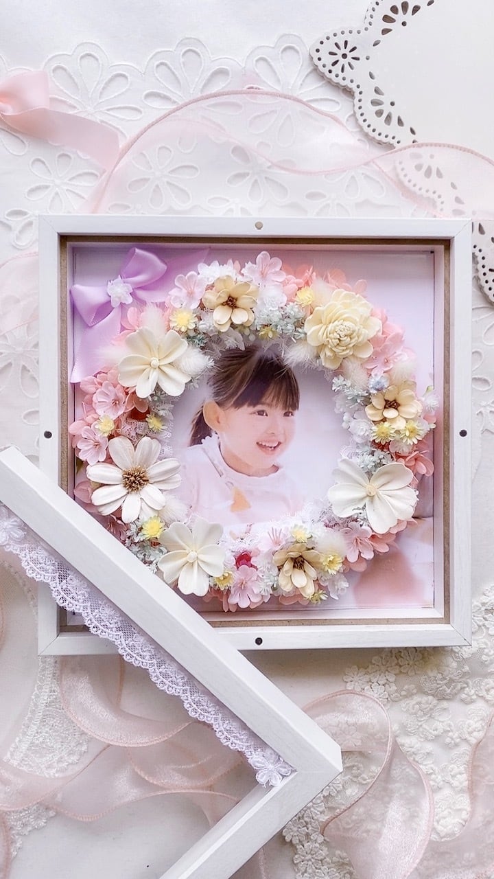 ことばの花束フラワーフレーム 【HGF-003】縦横21㎝│名入れ対応｜ 木枠両面ガラス｜誕生日│記念日のギフト│