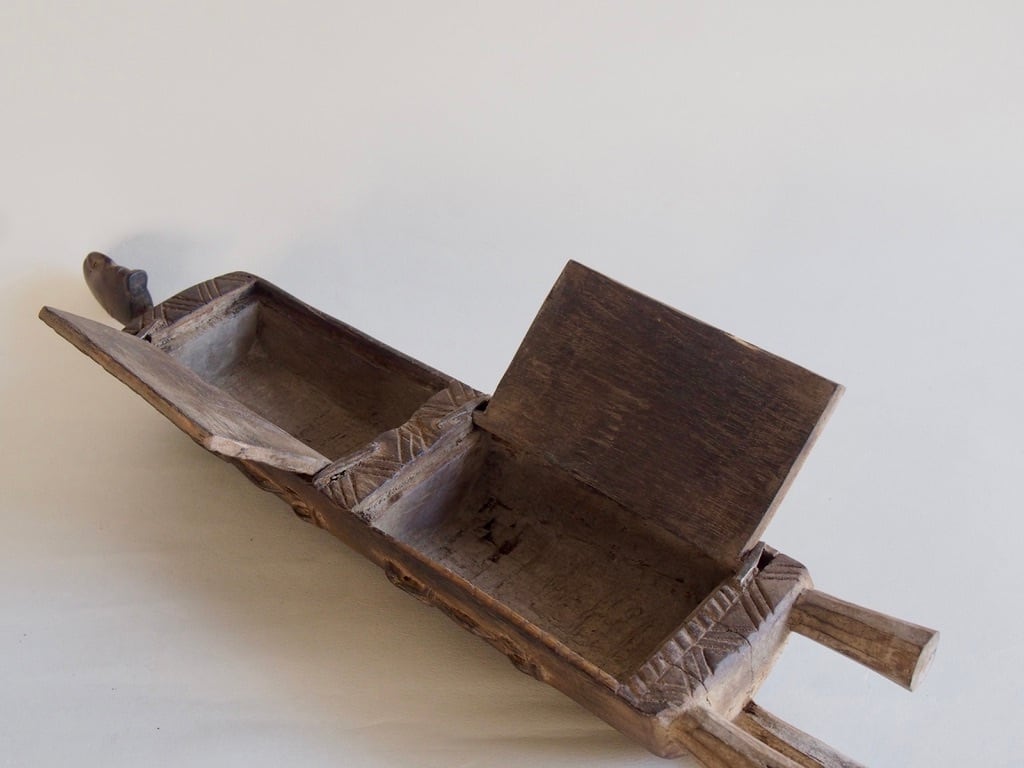 DOGON TRIBE - MEDICINE BOX | casablanca