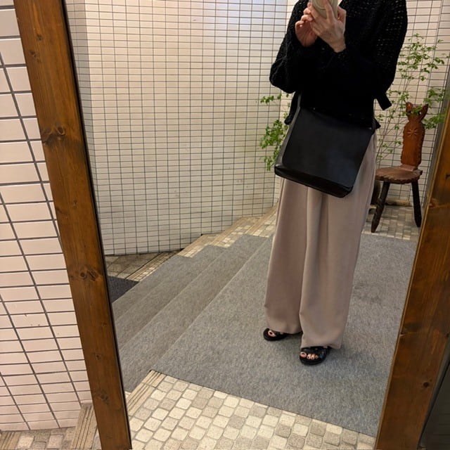 B.stuffのスクエアショルダー