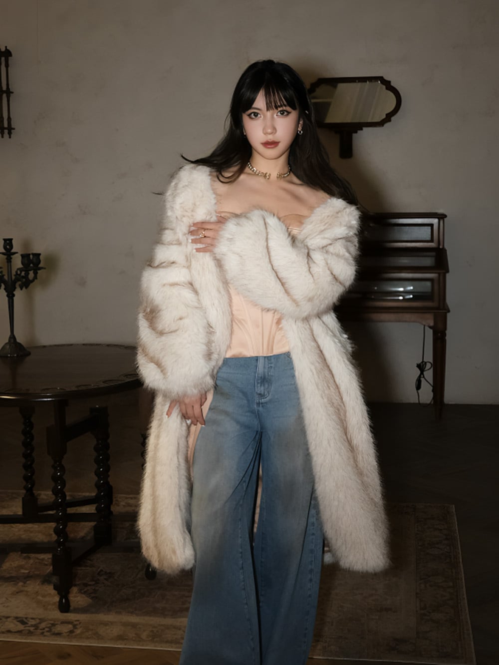 リュクスフォックスファーモチーフロングコート|AVENEMENT