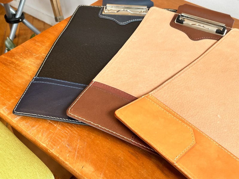 はさむ(絵コンテパッドケース) | 革り小物 Aster*isk