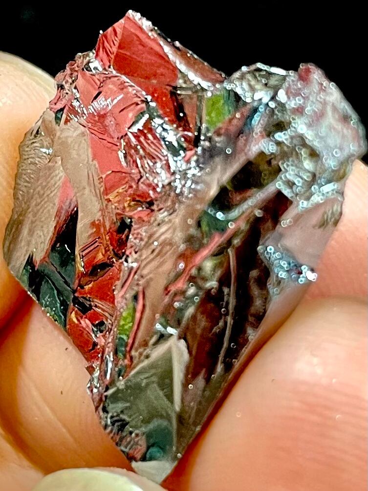 23) 奇跡の高純度!国産「テラヘルツ」原石・究極バージョン(中)