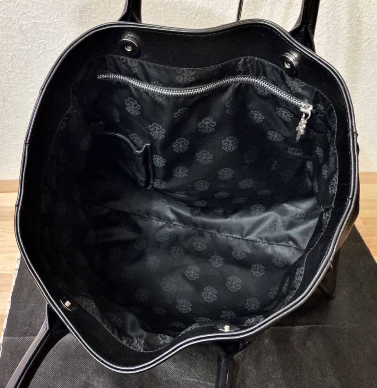 CHROME HEARTS クロムハーツ パーフェクトレザー ラージクロス CHROME HEARTS クロムハーツ パーフェクトレザー ラージクロス