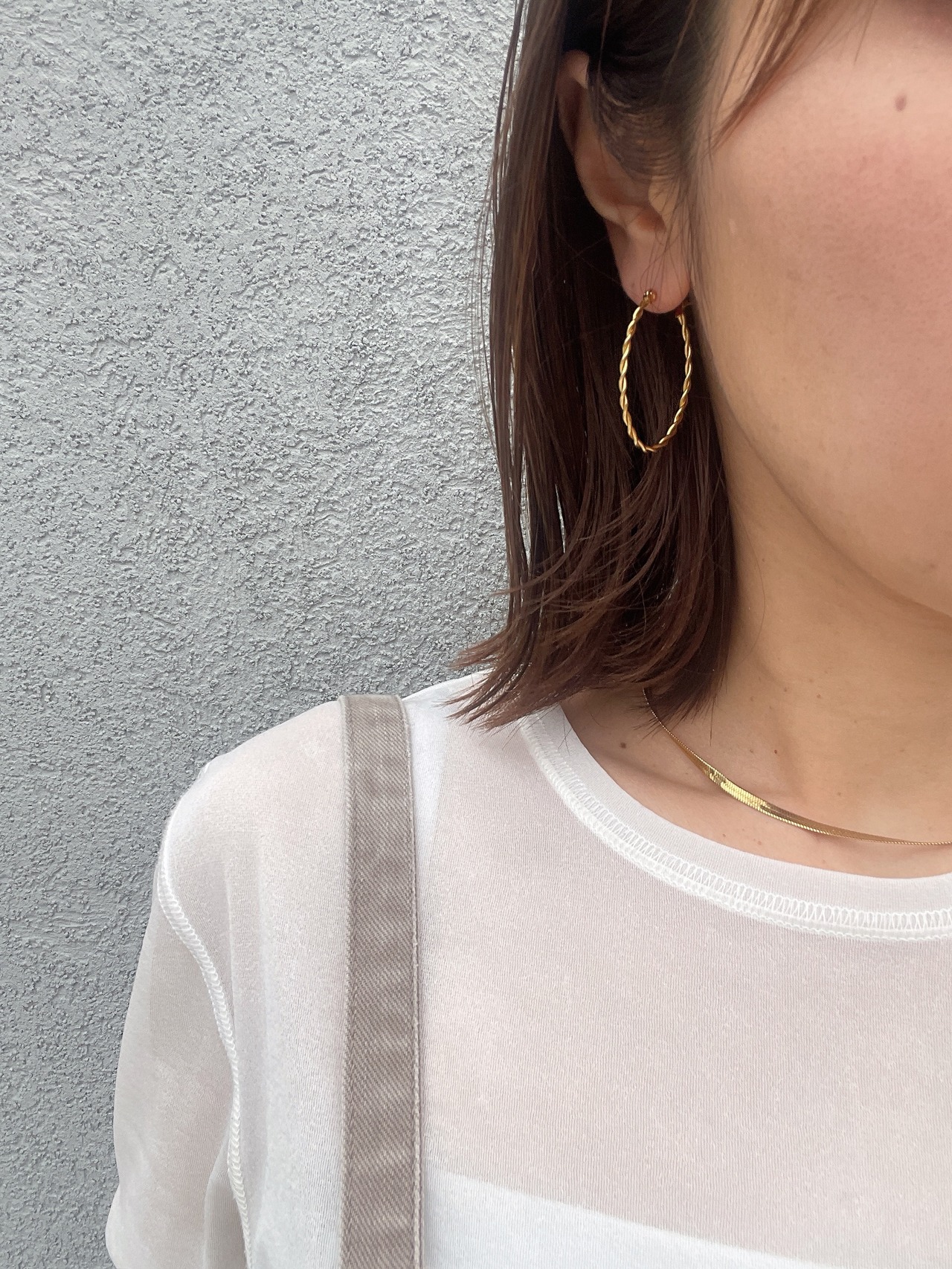 ツイストフープピアス