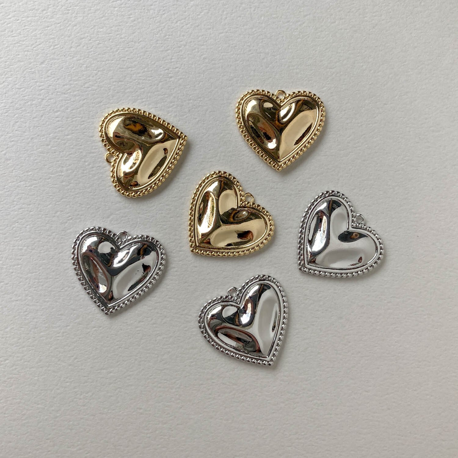 つぶつぶ縁凸凹ハートメタルチャーム | Dua-アクセサリーパーツショップ