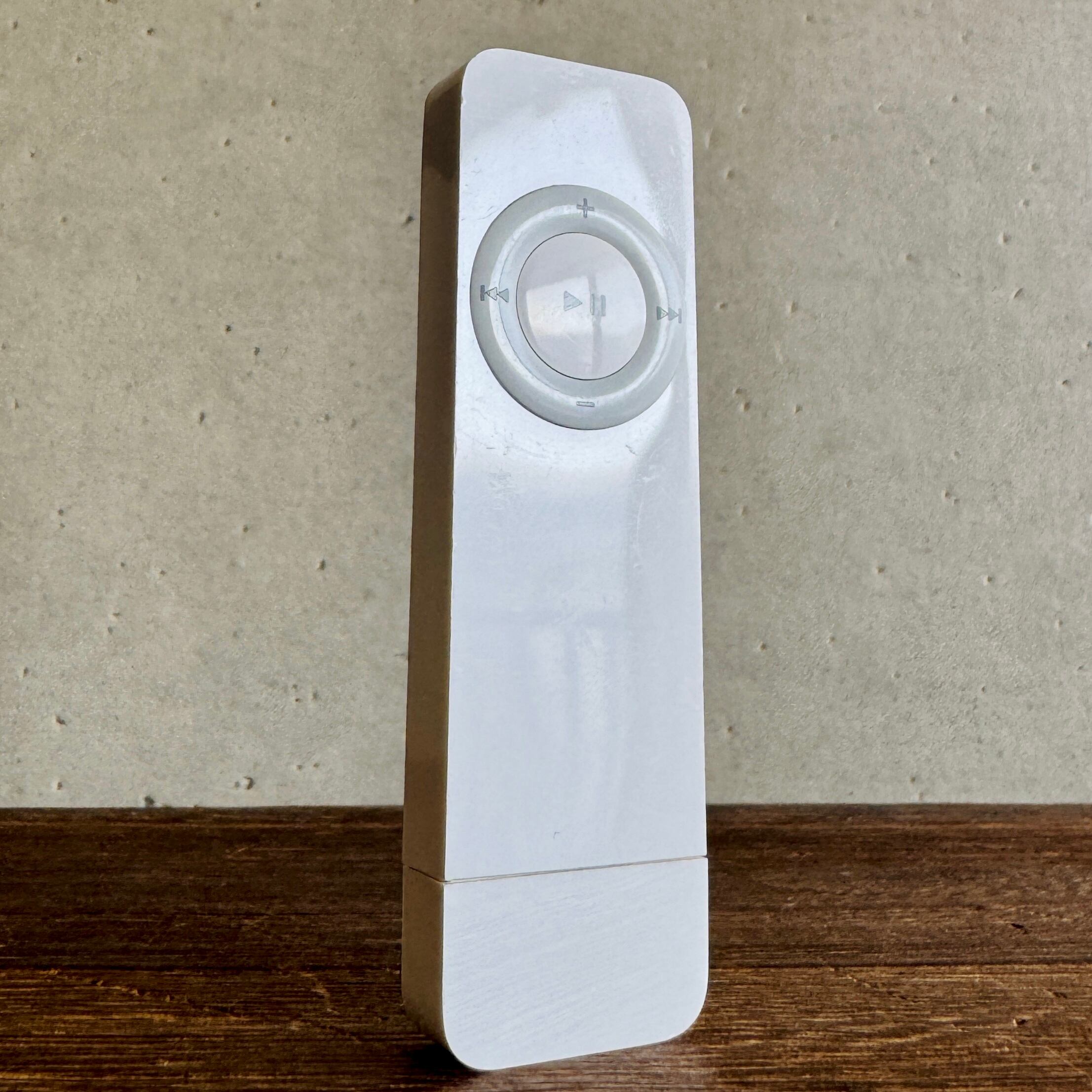 充電ケーブル不要】Apple 初代 iPod shuffle 512MB | 新品バッテリー