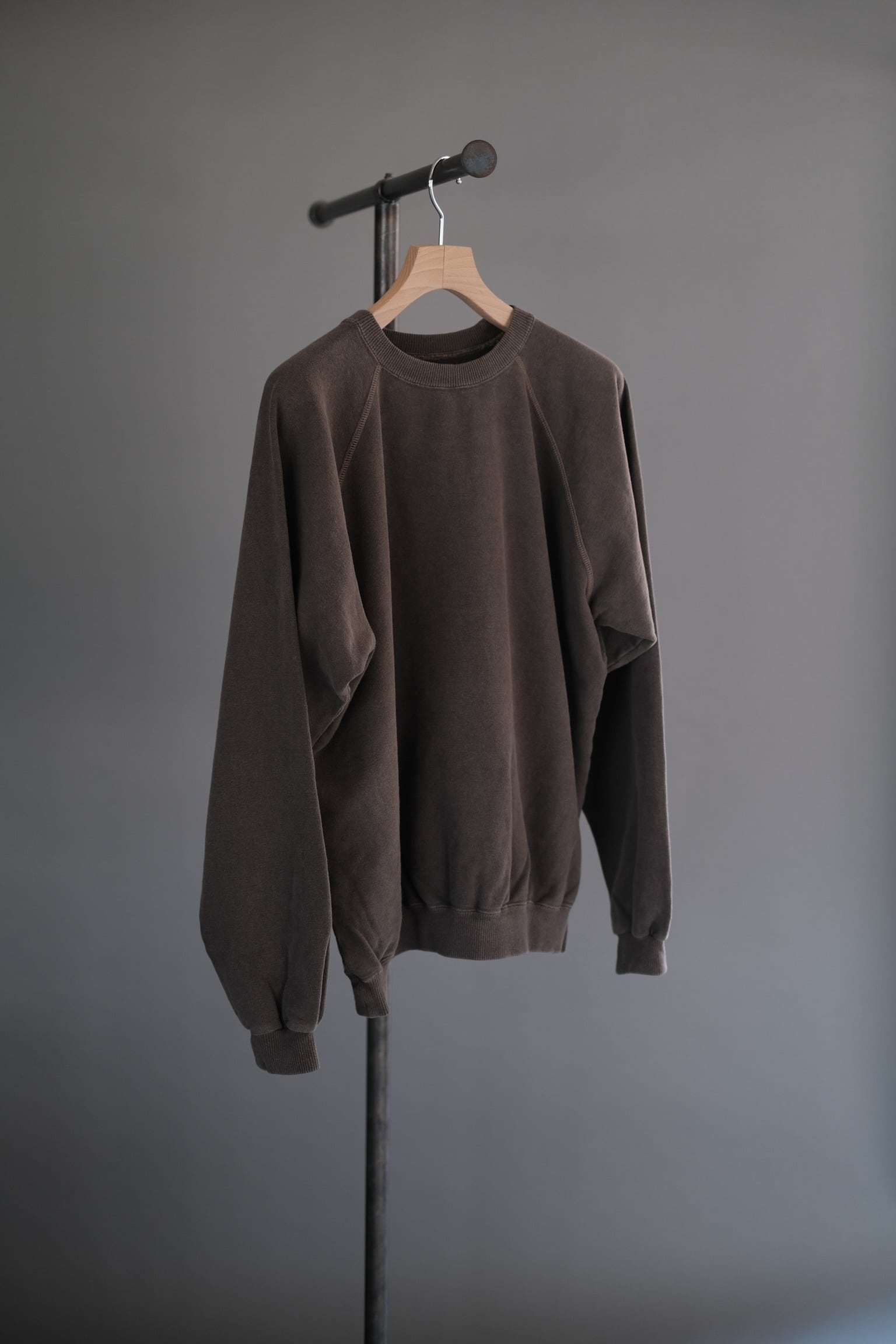 OMAR AFRIDI / SHABBY SWEAT SHIRT | LIVING OMAR AFRIDI / SHABBY SWEAT SHIRT | LIVING